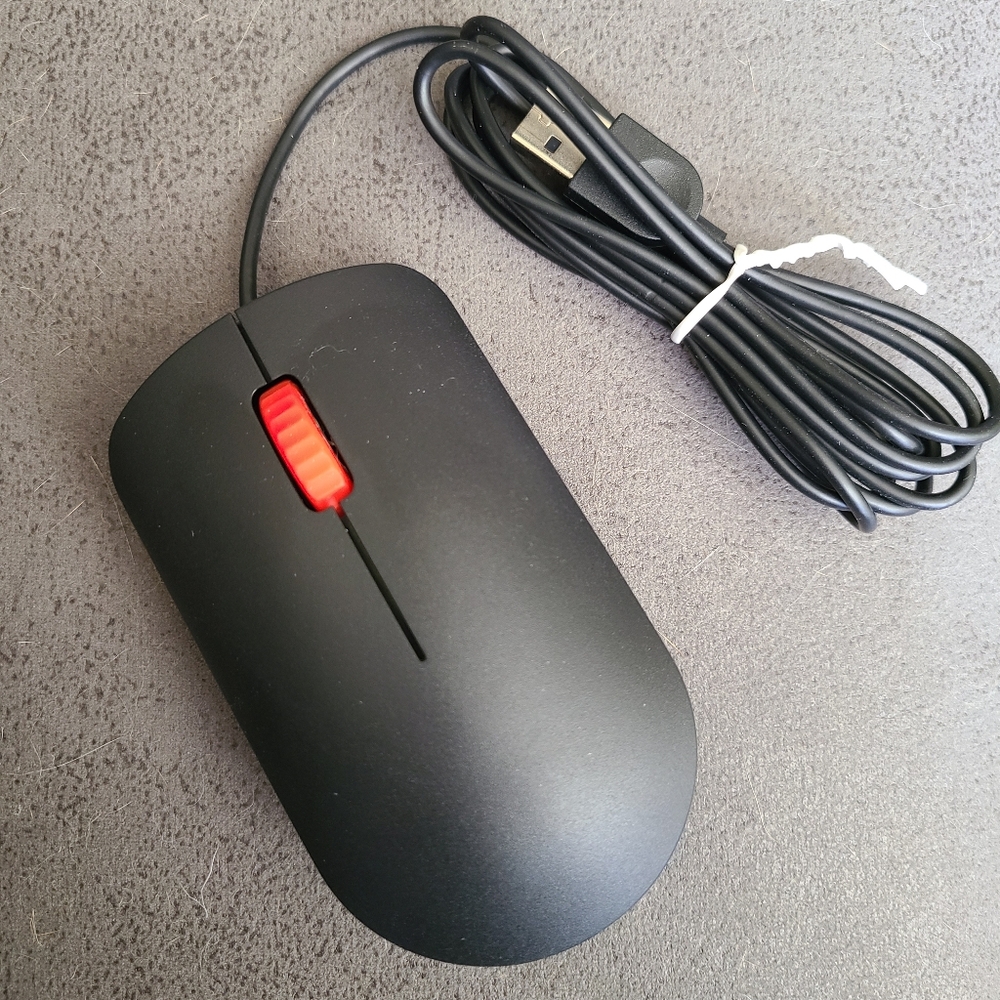 New Lenovo USB Calliope 3 Wired Optical Mouse 3-Button Scrolling 5M50U88389